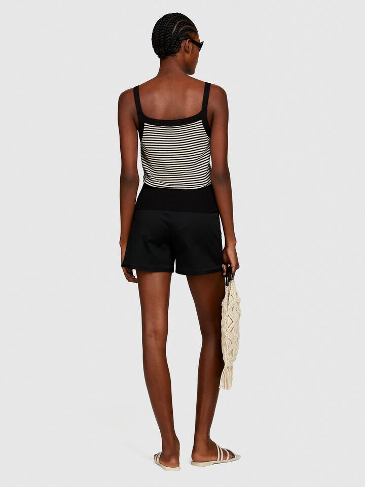 Regular fit shorts - women's shorts - Black | Sisley image number 3
